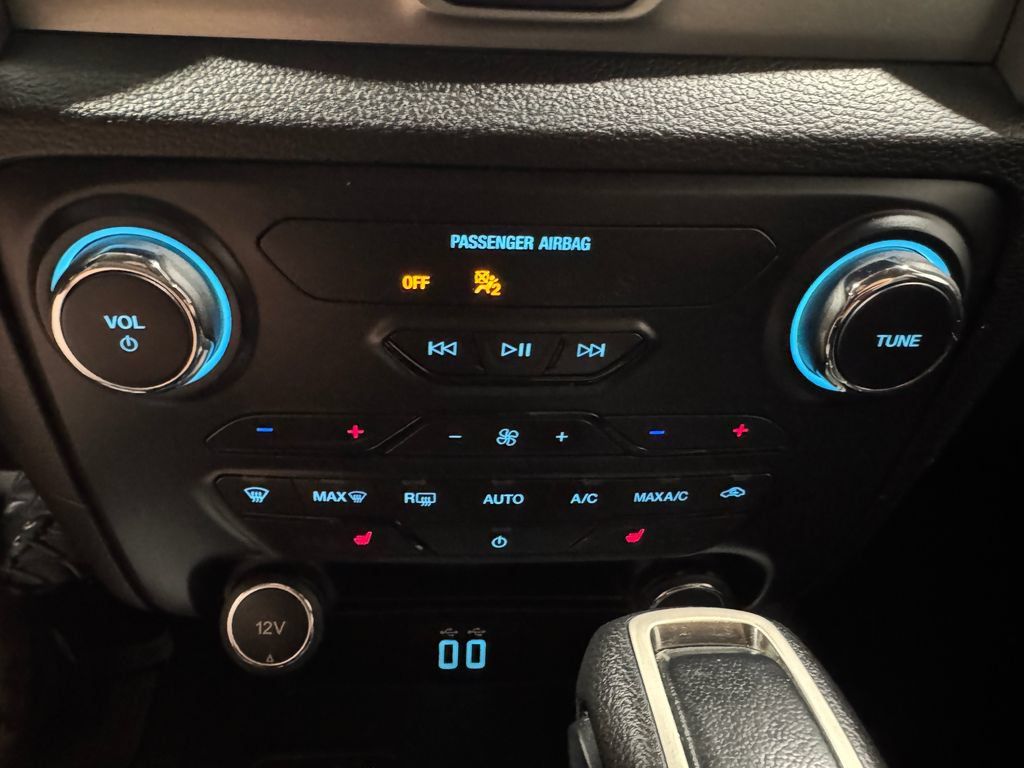 Used 2020 Ford Ranger XLT w/ Equipment Group 302A Luxury AWD/4WD image 34