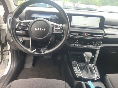 Certified 2024 Kia Seltos S AWD/4WD image 11