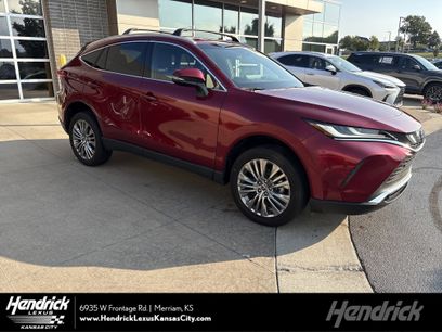 Used 2023 Toyota Venza XLE