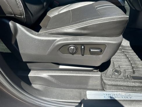 Used 2019 Chevrolet Silverado 1500 High Country AWD/4WD image 25