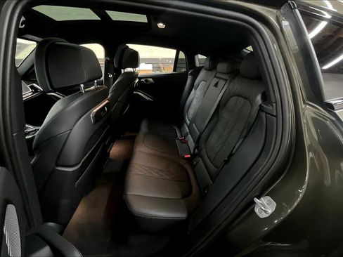 Used 2025 BMW X6 M60i image 29