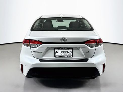 Used 2024 Toyota Corolla LE w/ LE Premium Package FWD image 7