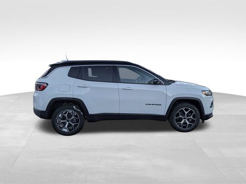 New 2026 Jeep Compass Limited image 2