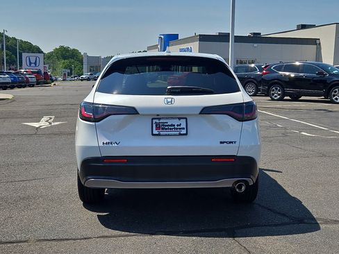 Certified 2026 Honda HR-V Sport image 6