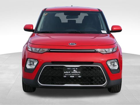 Used 2021 Kia Soul LX image 8
