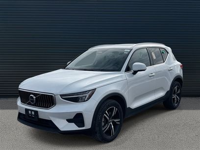 Certified 2025 Volvo XC40 B5 Core