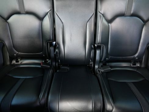 Certified 2023 Honda Pilot Touring image 13