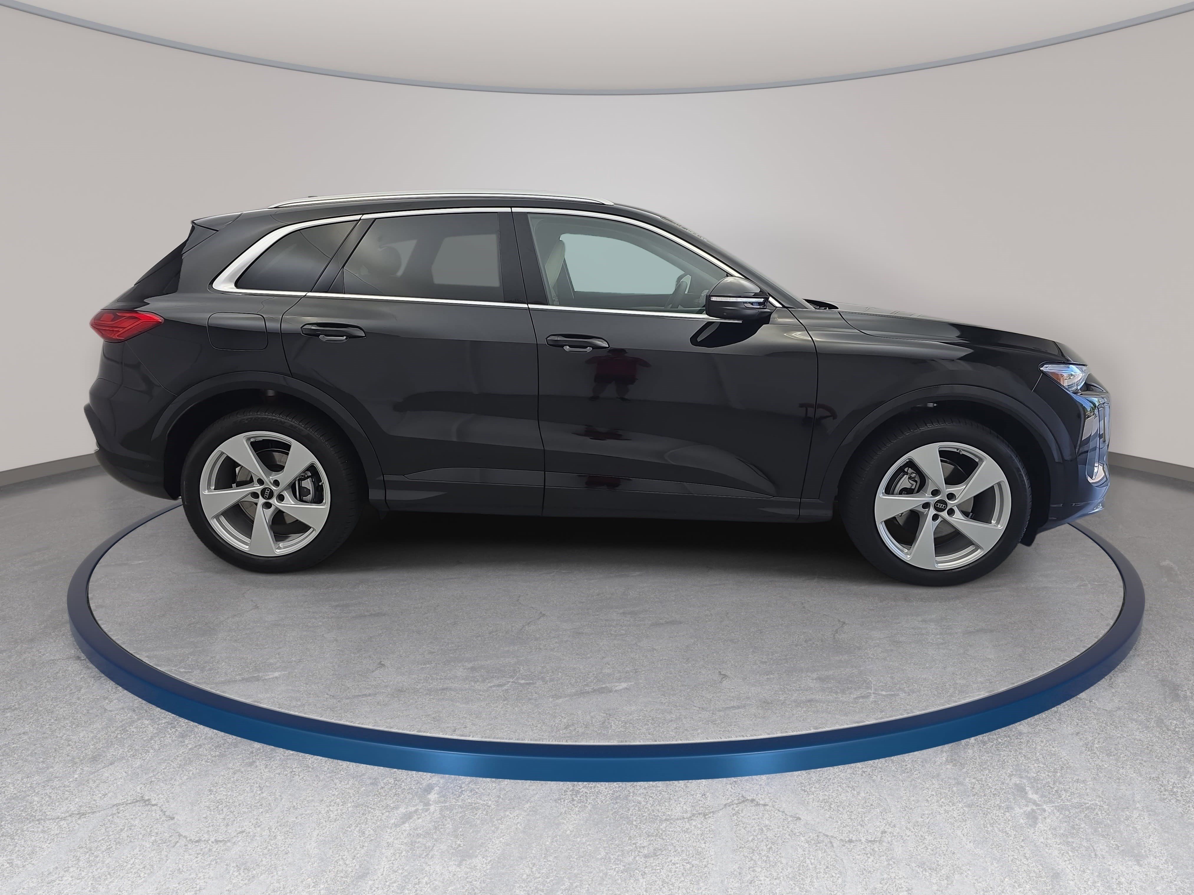 New 2026 Audi Q5 Prestige AWD/4WD image 4