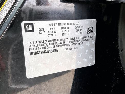 Used 2018 Chevrolet Cruze LS FWD image 34