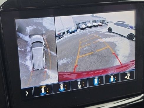 Used 2020 Chevrolet Traverse RS image 8