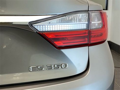 Used 2016 Lexus ES 350 image 24