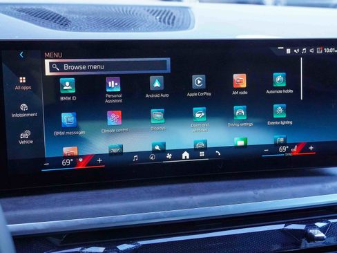 Certified 2025 BMW X5 sDrive40i w/ Premium Package image 25