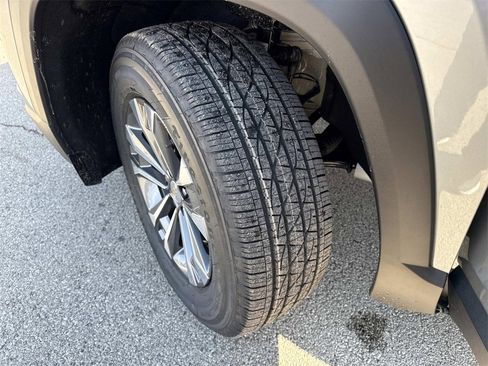 New 2026 Chevrolet Equinox LT image 31