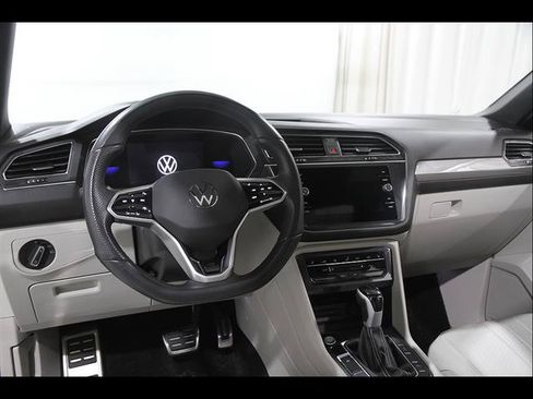 Certified 2024 Volkswagen Tiguan SE R-Line AWD/4WD image 6