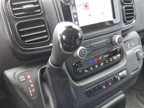 Used 2026 RAM ProMaster 2500 w/ Convenience Group FWD image 18