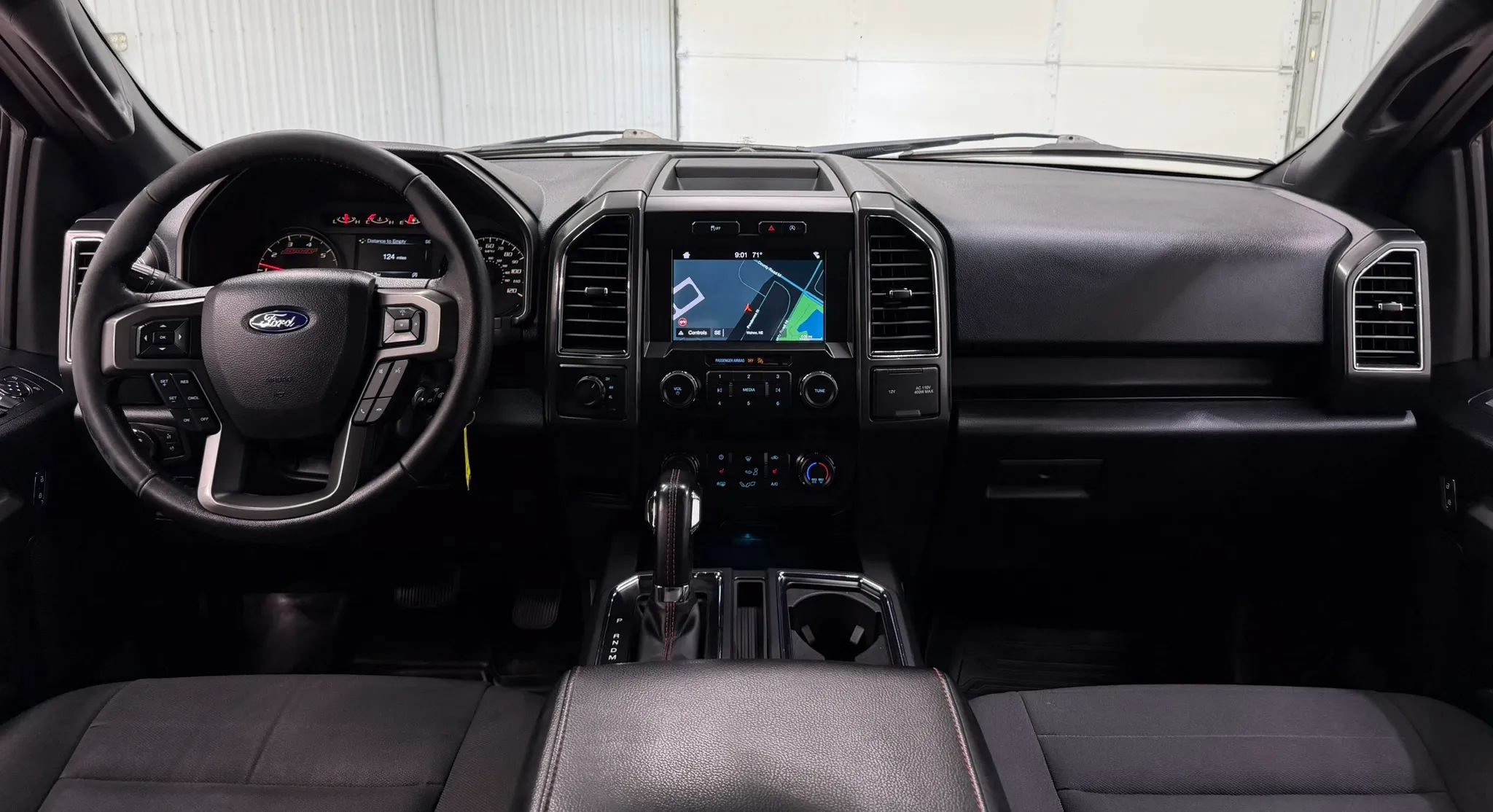 Used 2019 Ford F150 XLT w/ Equipment Group 302A Luxury AWD/4WD image 13
