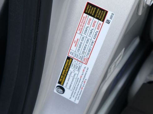 Used 2023 Nissan Rogue SV w/ SV Premium B Package FWD image 30