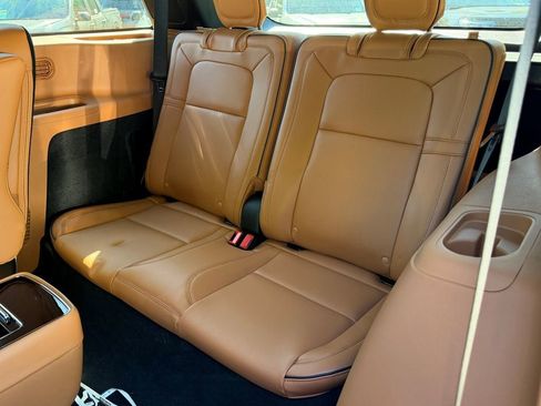 New 2026 Lincoln Aviator Black Label w/ Black Label Special Edition AWD/4WD image 11