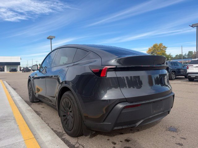 Used 2026 Tesla Model Y Long Range RWD image 8