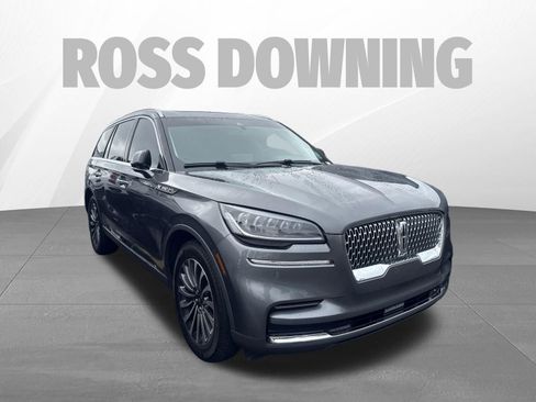 Used 2023 Lincoln Aviator Reserve AWD/4WD image 3