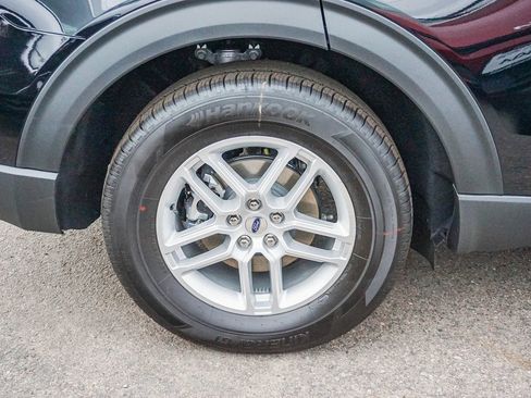 New 2026 Ford Explorer Active w/ Active Comfort Package image 8