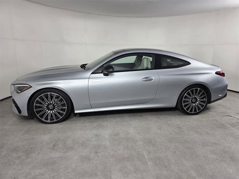 Certified 2024 Mercedes-Benz CLE 300 4MATIC Coupe image 7