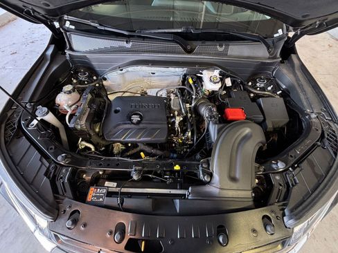 Used 2025 Chevrolet TrailBlazer LT image 30