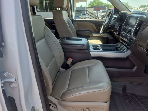 Used 2017 Chevrolet Silverado 1500 LTZ Z71 w/ LTZ Plus Package AWD/4WD image 29