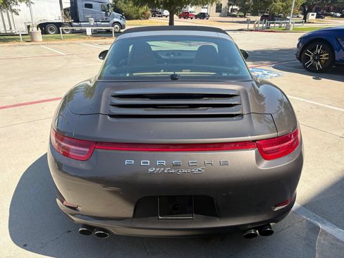 Used 2015 Porsche 911 Targa 4S AWD/4WD image 6