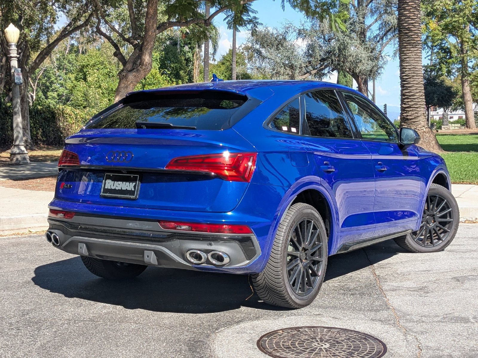 Used 2024 Audi SQ5 Premium Plus w/ Premium Plus Package AWD/4WD image 2