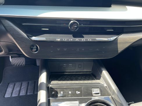 Used 2025 Nissan Murano SL AWD/4WD image 19