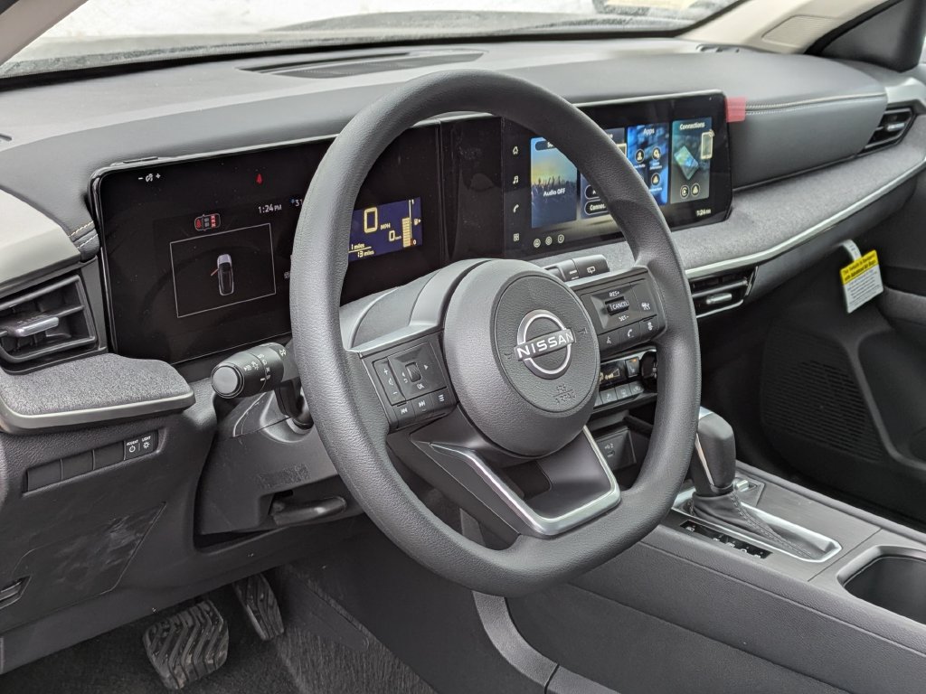 Used 2026 Nissan Kicks SV w/ SV Premium Package AWD/4WD image 15