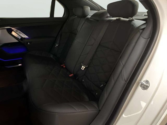 Used 2026 BMW 740i RWD image 68