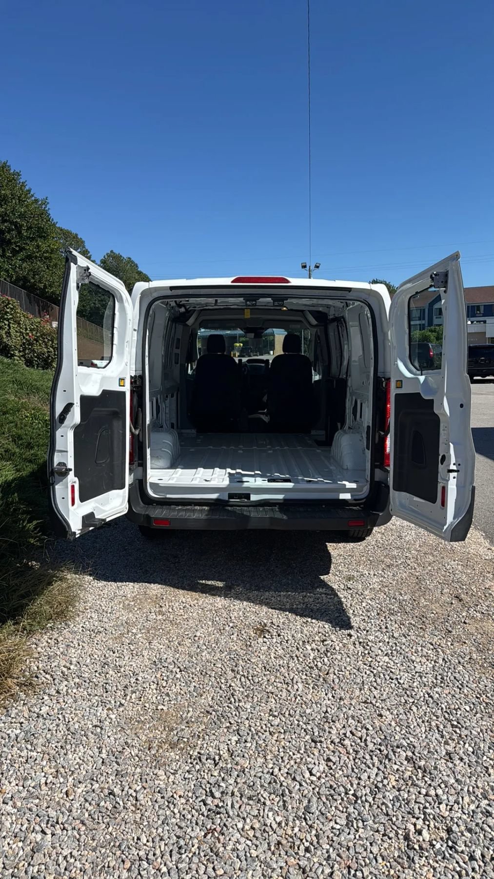 Used 2016 Ford Transit 150 130 Low Roof RWD image 10