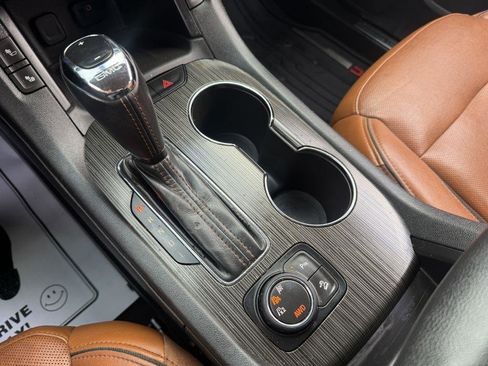 Used 2018 GMC Acadia SLT w/ LPO, Protection Package image 31