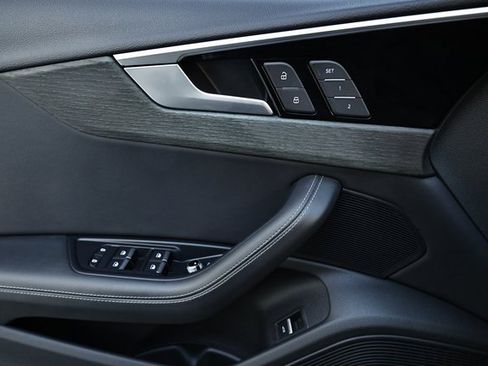 Used 2024 Audi A4 2.0T Premium Plus image 15