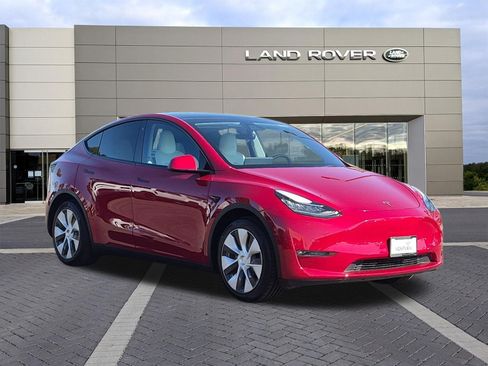 Used 2021 Tesla Model Y Long Range AWD/4WD image 3