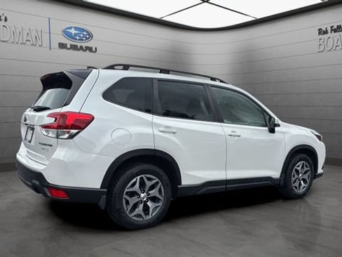 Used 2024 Subaru Forester Premium AWD/4WD image 4