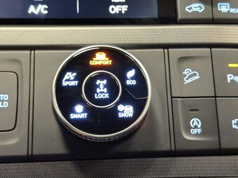 Used 2024 Hyundai Palisade Calligraphy image 36