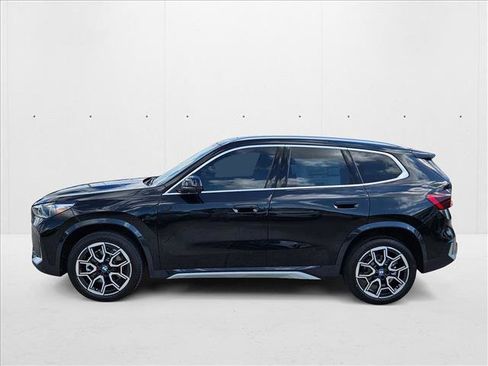 Certified 2025 BMW X1 xDrive28i w/ Technology Package image 8