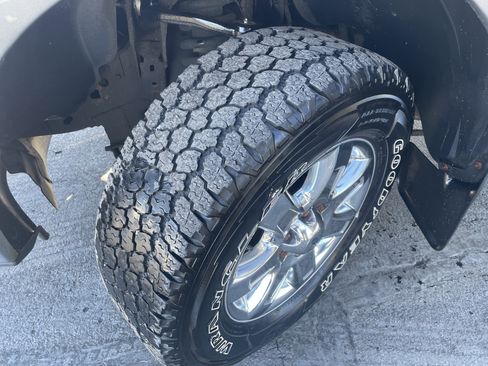 Used 2014 Ford F150 XLT w/ Equipment Group 302A Luxury image 11