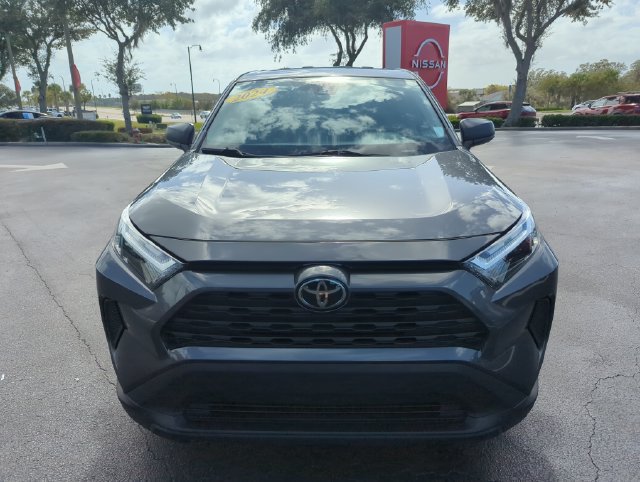 Used 2024 Toyota RAV4 LE FWD image 15