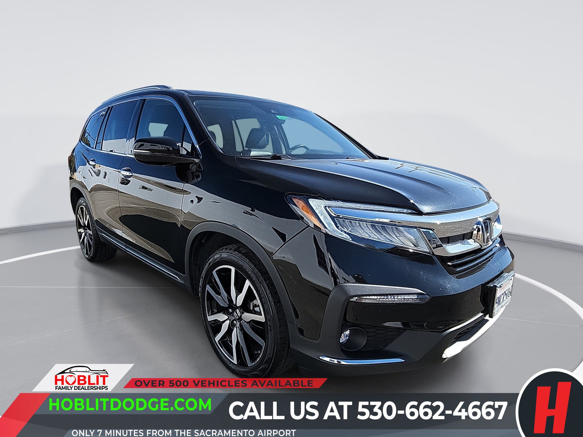 Used 2020 Honda Pilot Touring image 1