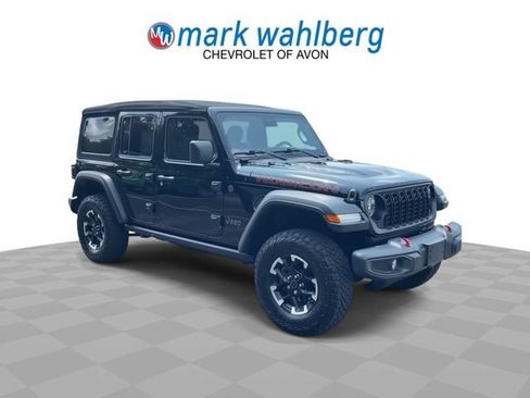 Used 2024 Jeep Wrangler Unlimited Rubicon AWD/4WD image 2