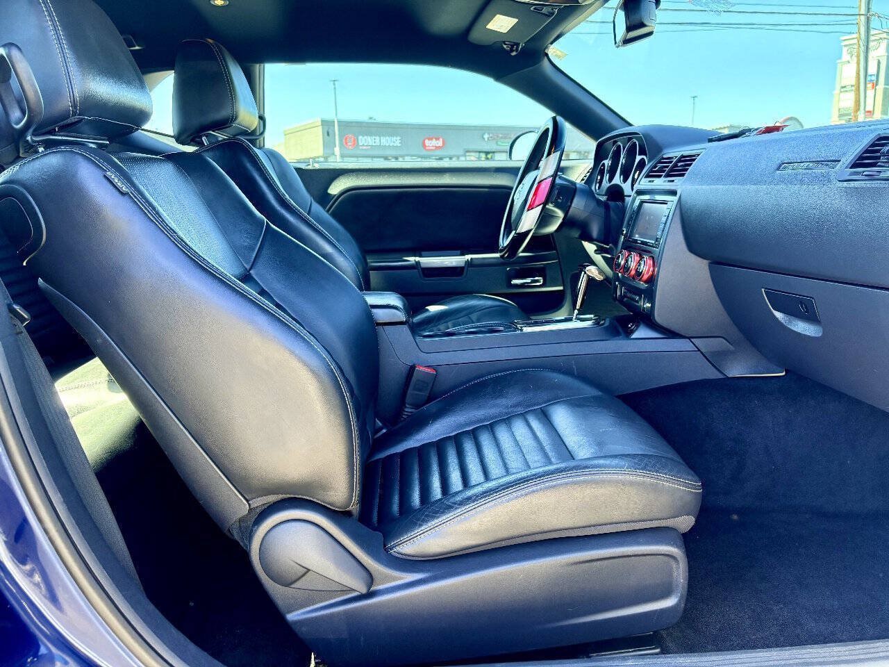 Used 2014 Dodge Challenger SXT Plus RWD image 18