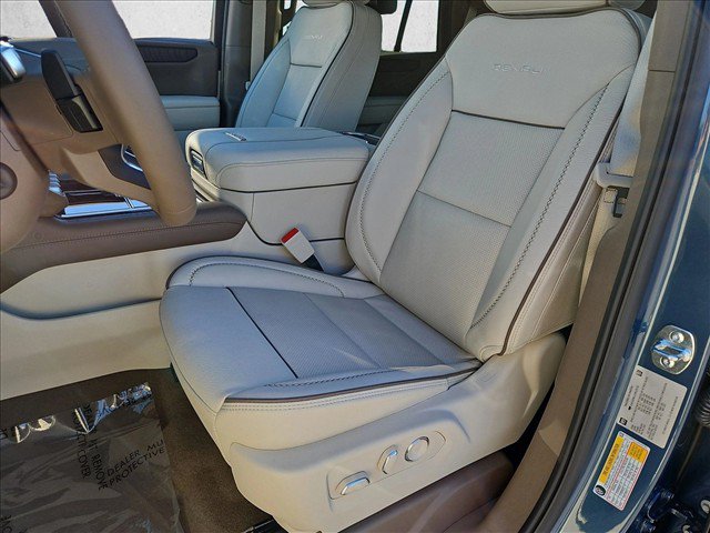 New 2027 GMC Yukon Denali w/ Denali Reserve Package AWD/4WD image 4