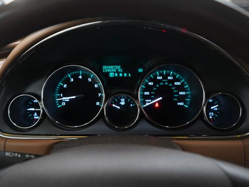 Used 2016 Buick Enclave Leather w/ Trailering Package image 29