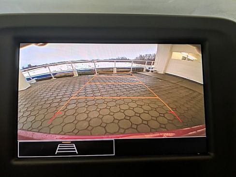 Used 2022 Chevrolet Equinox LT image 19