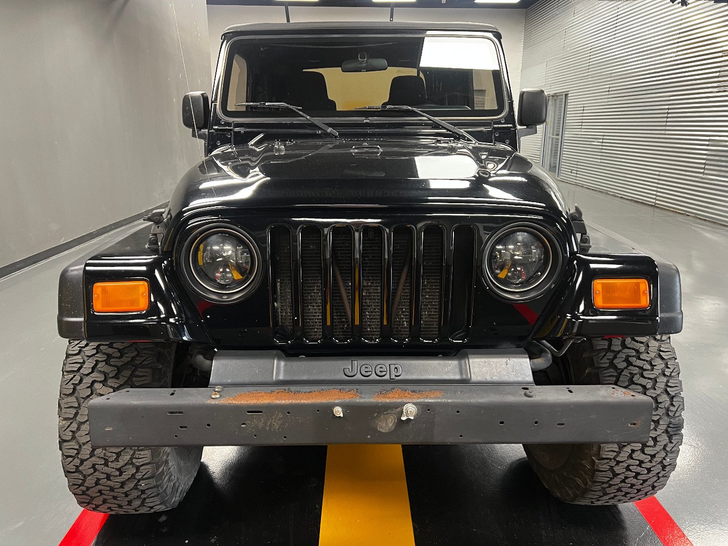 Used 2005 Jeep Wrangler X AWD/4WD image 6