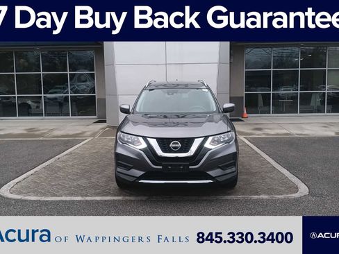Used 2019 Nissan Rogue SV image 1